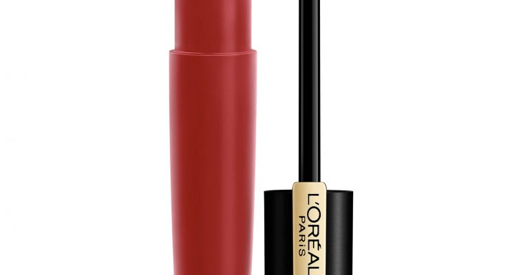 The Long-Lasting Lipsticks You Will Be Obsessed With