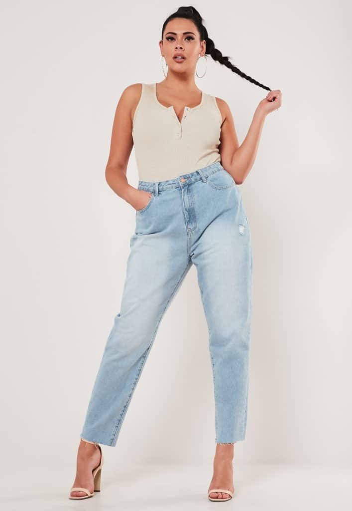 Comfy Picks: Most Popular Jeans Trend of The Year