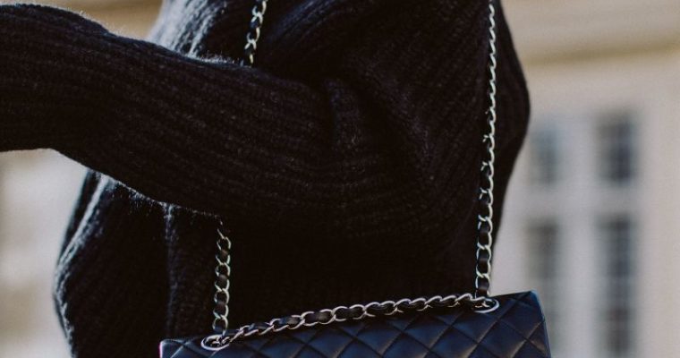 Classic And Versatile Vintage Designer Handbags You Should Invest In