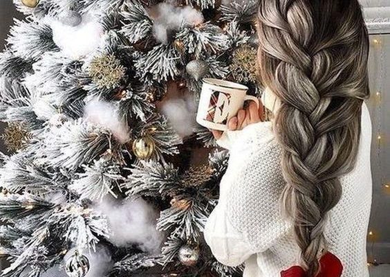 Jingle Bell Locks: Christmas Hairdos You Will Love